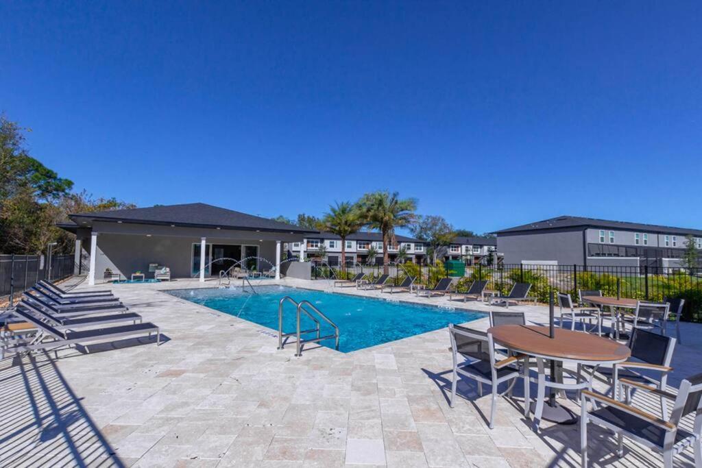 Beautiful Four Bedrooms Townhouse With Splash Pool At Le Reve Resort Kissimmee Dış mekan fotoğraf