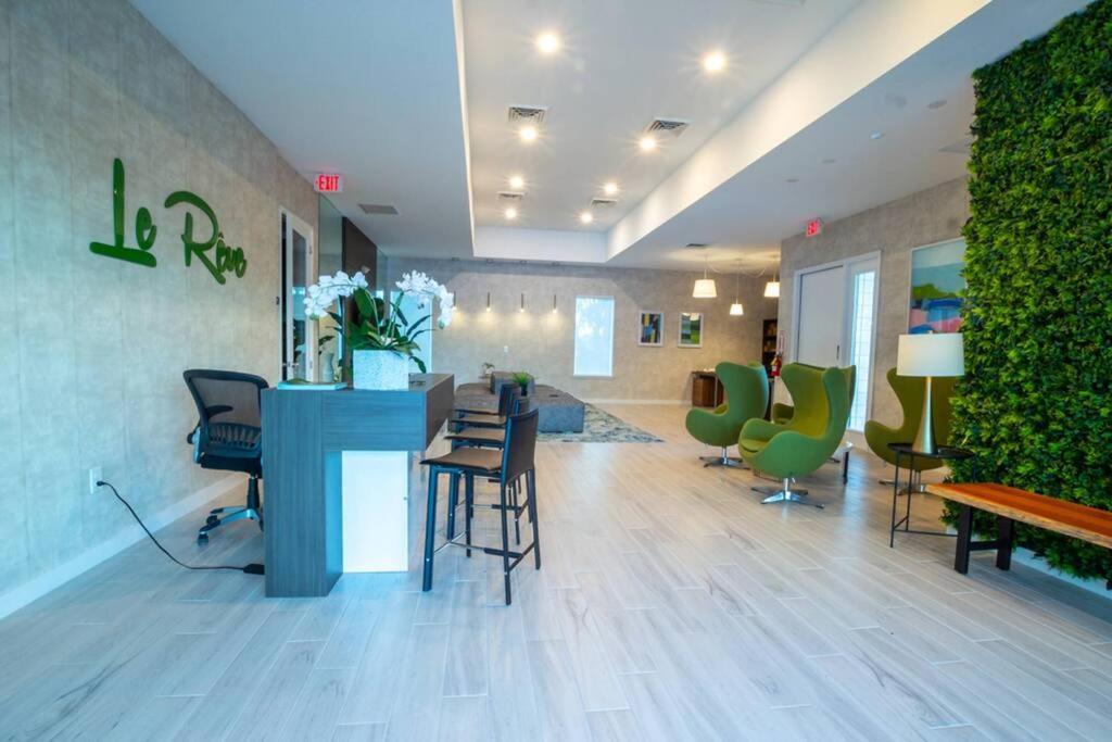 Beautiful Four Bedrooms Townhouse With Splash Pool At Le Reve Resort Kissimmee Dış mekan fotoğraf
