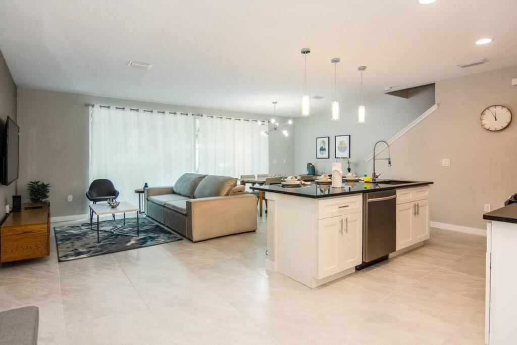 Beautiful Four Bedrooms Townhouse With Splash Pool At Le Reve Resort Kissimmee Dış mekan fotoğraf