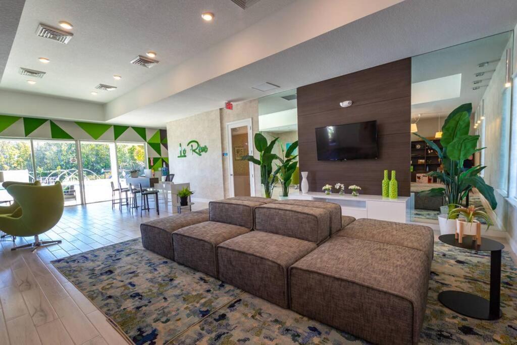 Beautiful Four Bedrooms Townhouse With Splash Pool At Le Reve Resort Kissimmee Dış mekan fotoğraf